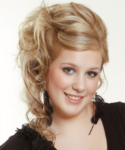 Long Curly    Blonde Half Up Half Down Hairstyle   with Light Blonde Highlights