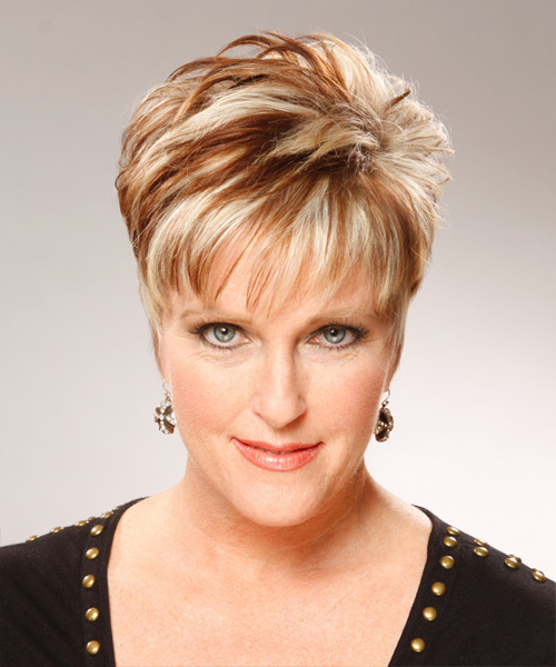 Short Two-tone Hairstyle With Textured Layers And Height