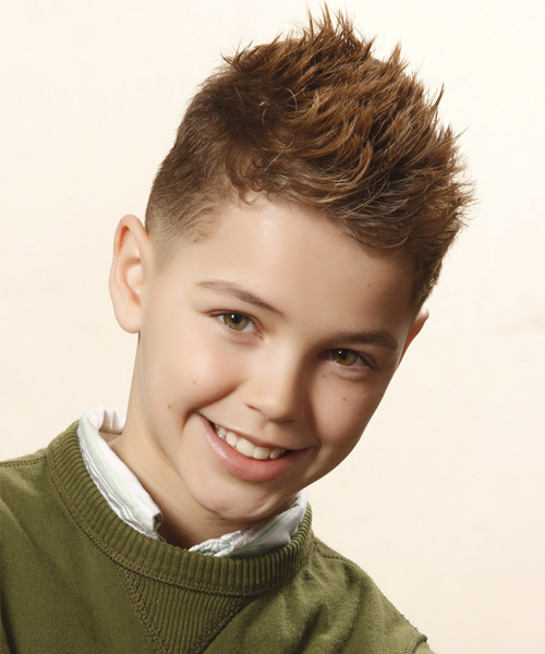Short Haircut With Top Jagged Cut Layers For Boys