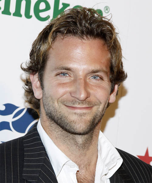 Bradley Cooper Short Wavy   Light Brunette   Hairstyle