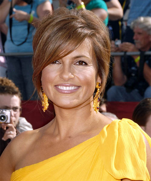 Mariska Hargitay Short Straight   Light Chestnut Brunette  Half Up Half Down Hairstyle