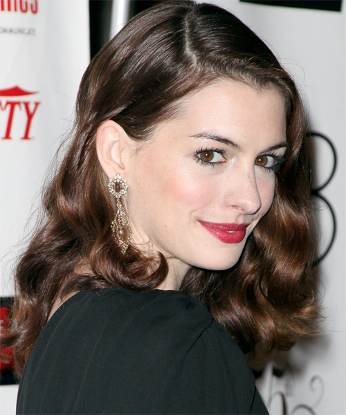 Anne Hathaway Long Wavy   Dark Brunette   Hairstyle - side view
