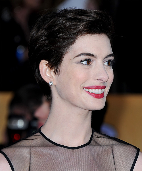 Anne Hathaway Short Straight   Dark Mocha Brunette   Hairstyle - side view