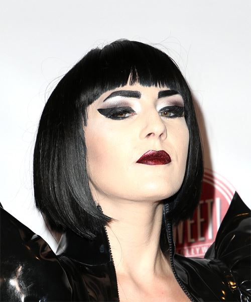 Ashley Joncas Medium Straight  Bob  Haircut with Blunt Cut Bangs - side on view
