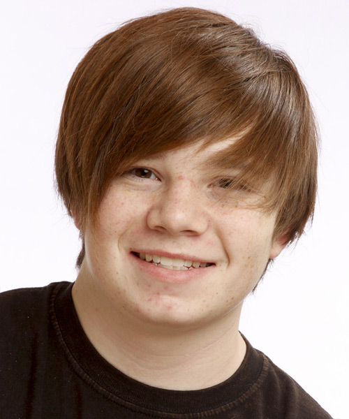 Smooth And Wispy Medium-length Hairstyle For Men