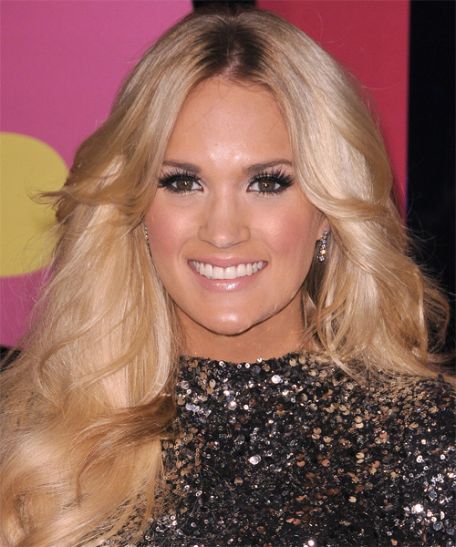 Carrie Underwood Long Wavy   Light Champagne Blonde   Hairstyle