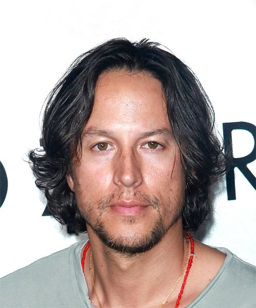 Cary Fukunaga Medium Wavy    Hairstyle 