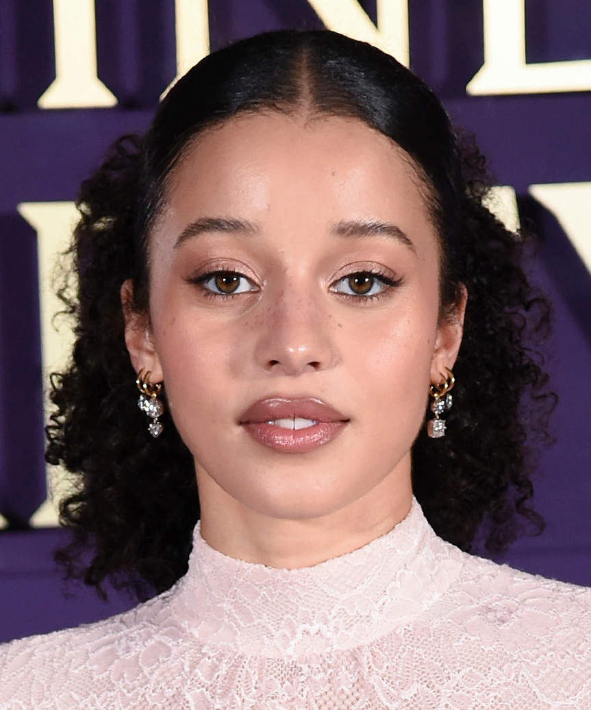 Chase Infiniti Hairstyle With Curls