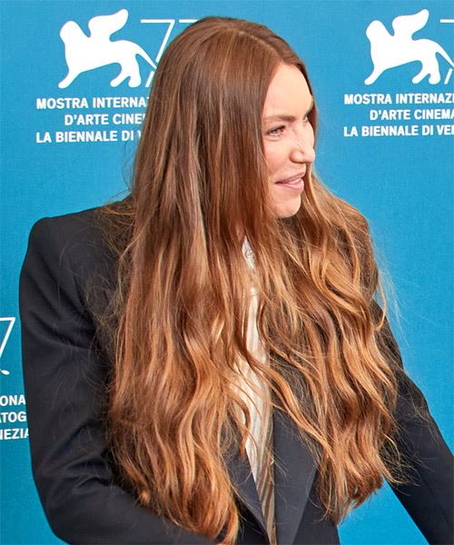 Cristina Chiriac Long Wavy  Asymmetrical  Hairstyle  - side on view