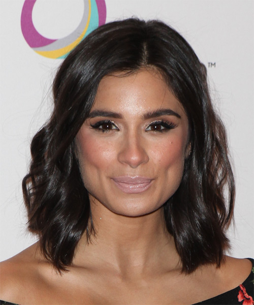 Diane Guerrero Medium Wavy    Hairstyle 