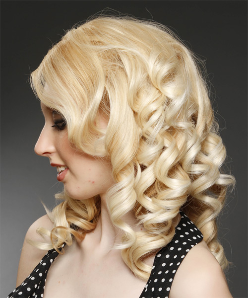 Mid-Length Hairstyle With Voluminous Tight Curls And Lifted Roots - side on view