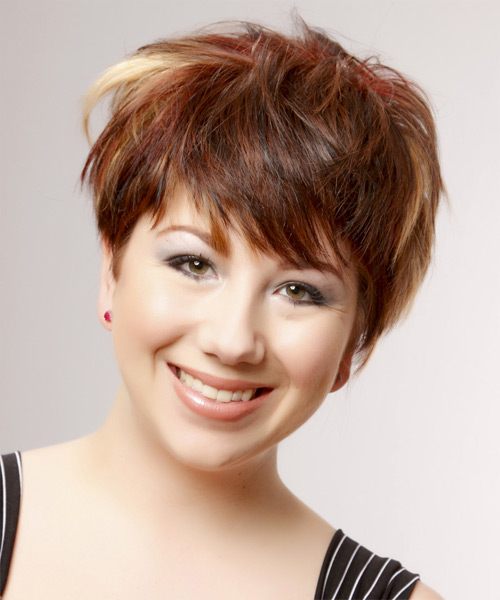 Short And Simple Burgundy Hairstyle With Light Blonde Highlights