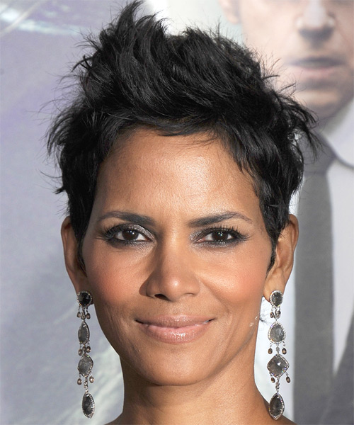 Halle Berry Short Straight   Black    Hairstyle