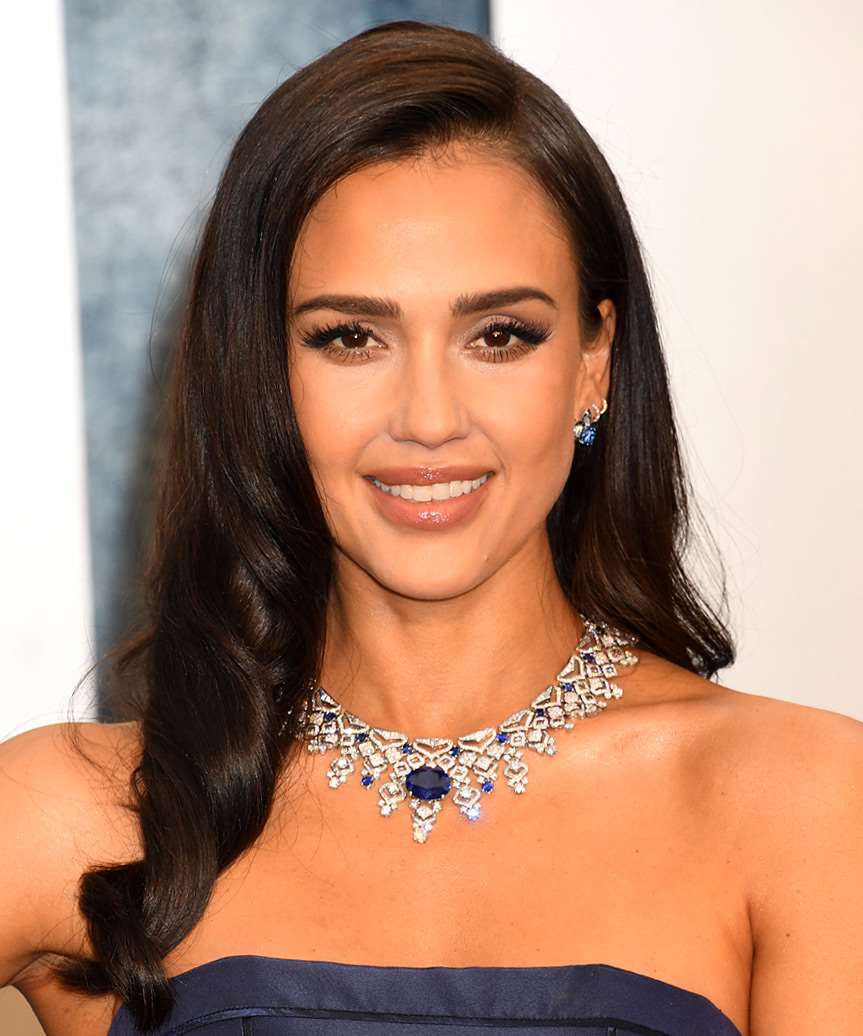 Jessica Alba Long Hairstyle With Curls