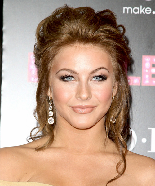 Julianne Hough  Long Curly    Brunette  Updo Hairstyle