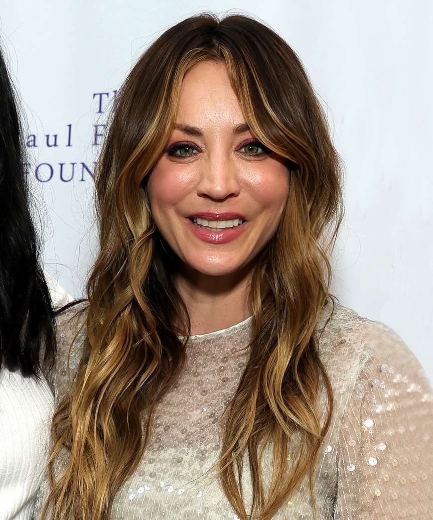 Kaley Cuoco Long Medium-Brown Hairstyle With Light Highlights