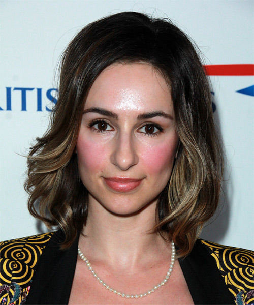 Kid Moxie Medium Wavy    Hairstyle 
