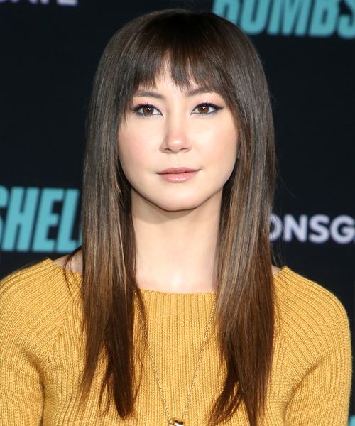 Kimiko Glenn Long Straight    Hairstyle with Blunt Cut Bangs