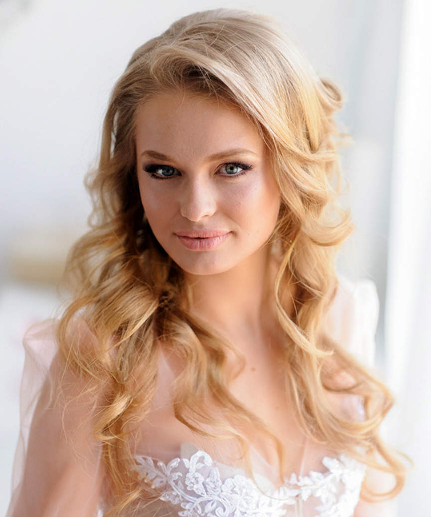 Glamorous Long Hairstyle With Curls