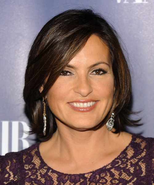 Mariska Hargitay Short Straight     Hairstyle with Side Swept Bangs