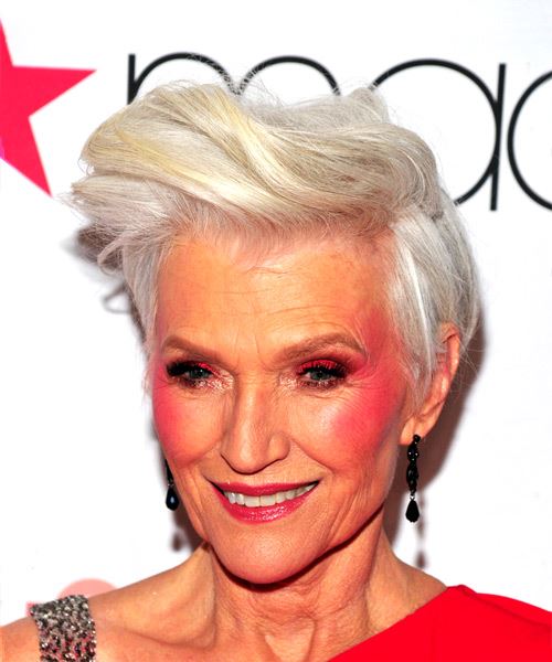 Maye Musk    Pixie  Haircut  - side view