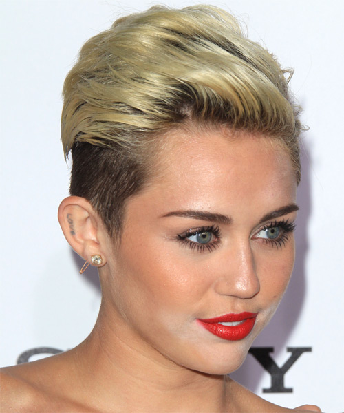 Miley Cyrus Short Straight     Hairstyle - side on view