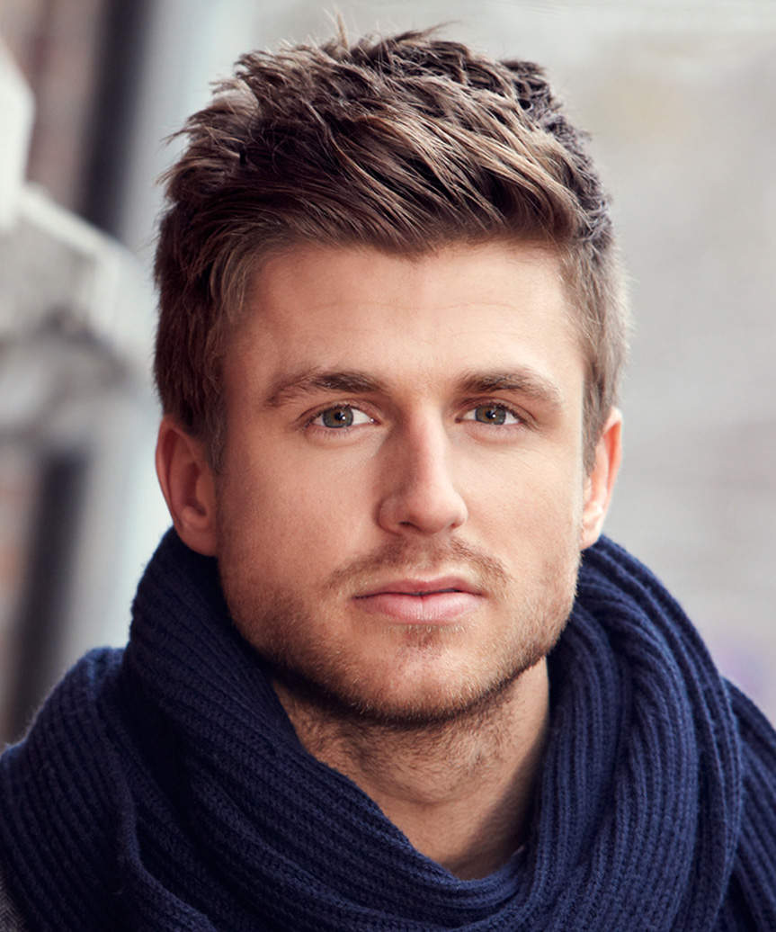 Short Textured Quiff Hairstyle For Men