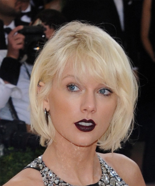 Taylor Swift Platinum Blonde Chin-Length Bob Haircut